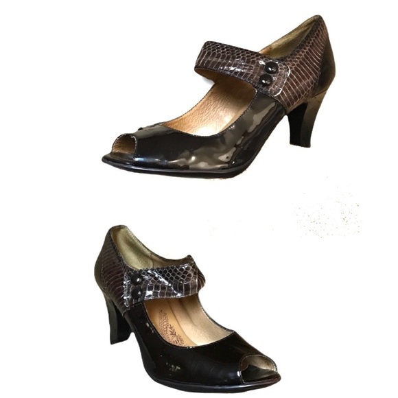 Softt brown alligator-type pumps size 10M - Picture 1 of 8